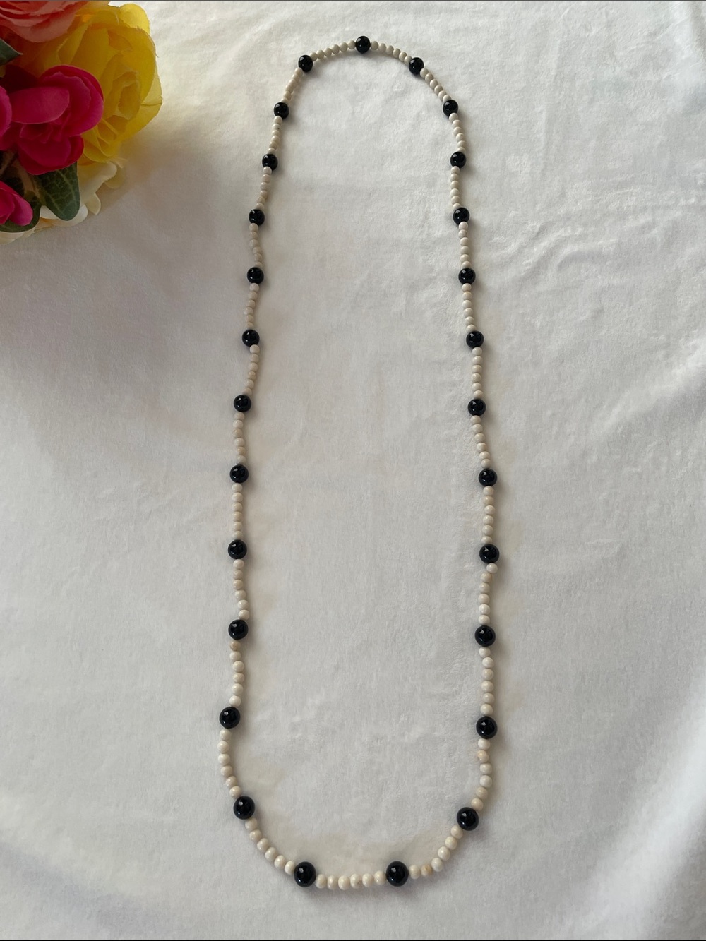 Vintage Elegant Angel Coral &!Onyx Beads Necklace